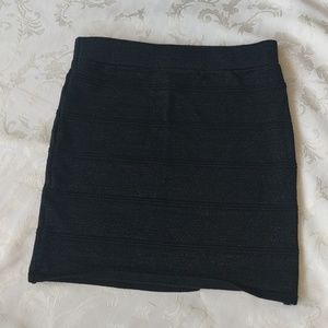 Forever 21 stretchy mini black skirt sz Med